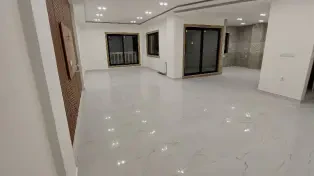 فروش ۴۴۰ متر ویلا شیک تریبلکس استخردار در سرخرود