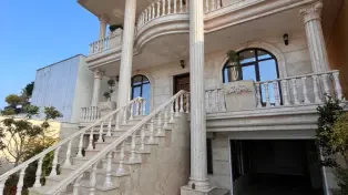 فروش ۳۵۰ متر ویلا شیک و مدرن استخردار در سرخرود