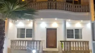 ویلا استخردار ساحلی مبله کامل