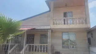 فروش ۱۶۰ متر ویلا شیک استخردار در سرخرود