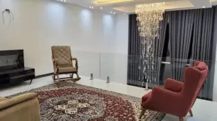 فروش ۳۴۰ متر ویلا شیک استخردار در سرخرود