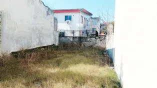 200 متر زمین مسکونی در ساحل چاکسر
