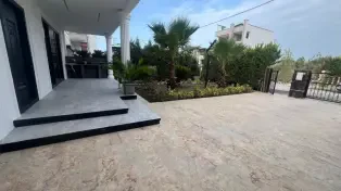 فروش ویلا استخردار با سند ساحل اختصاصی