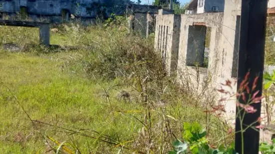 زمین ۲۰۰ متری مسکونی مناسب ساخت ویلا