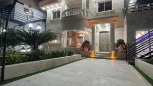 فروش ۳۲۰ متر ویلا دوبلکس ساحلی استخردار در سرخرود