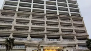 فروش آپارتمان ۱۳۵ متری شیک نوساز آرال ۱۰ سرخرود