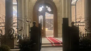 فروش آپارتمان ۱۳۵ متری شیک نوساز آرال ۱۰ سرخرود