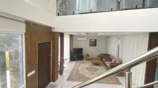 ویلا ساحلی استخر دار