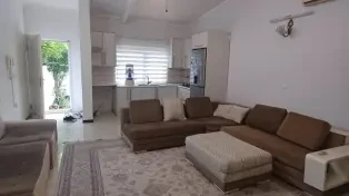 ویلا نقلی ساحلی مبله کامل