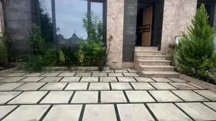 فرصت استثنایی_خانه‌ای مدرن با موقعیت عالی