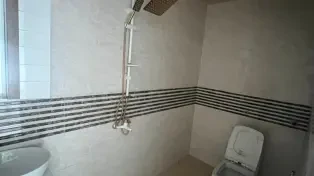 فرصت استثنایی_خانه‌ای مدرن با موقعیت عالی