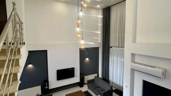 فروش ۲۰۰ متر ویلا دوبلکس استخردار در سرخرود