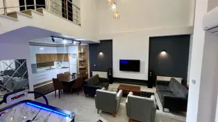 فروش ۲۰۰ متر ویلا دوبلکس استخردار در سرخرود