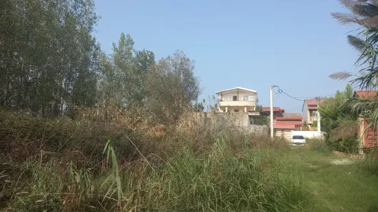 زمین ویلایی ۸۰۰ متری