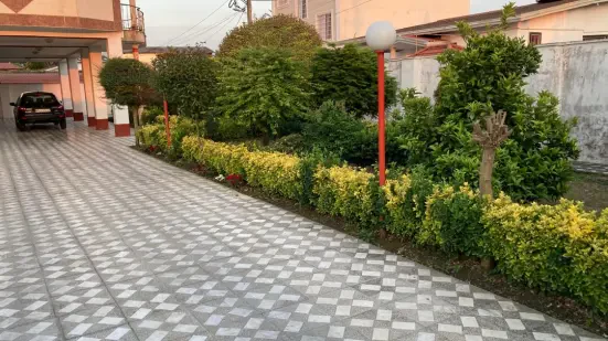 اجاره آپارتمان لوکس طبقه همکف در محمودآباد