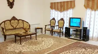 205 متر ویلا ساحلی محمود آباد مدارک کامل