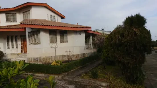 🏝 زمین و ویلای ساحلی خاص در مجموعه‌ای خصوصی