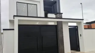 200 متر ویلا دوبلکس نوساز مدارک کامل