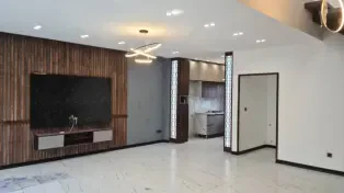 200 متر ویلا دوبلکس نوساز مدارک کامل