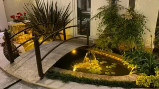 ویلا نوساز ساحلی در خط دریا با سند، جکوزی زیر قیمت