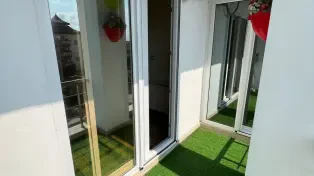 آپارتمان نوساز ساحلی  ۸۰ متر ۲ خواب ویو دریا