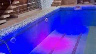 تریبلکس لاکچری چند قدمی دریا با استخر و جکوزی