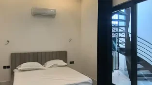 345 متر ویلا استخردار مبله سند دار