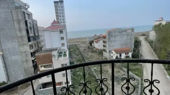 فروش آپارتمان ۸۲ متری ساحلی ویوی ابدی دریا