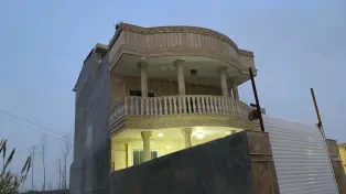 فروش ویلا ساحلی استخردار