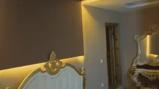 فروش ۴۰۰ متر ویلا تریبلکس شیک استخردار در سرخرود