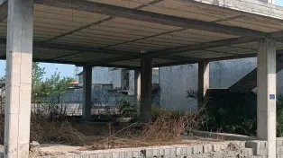 225 متر ویلا نیمه کاره دونبش به قیمت زمین