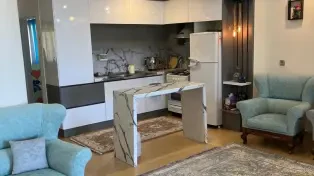 آپارتمان پلاک اول دریا با تراس و ویوی مستقیم دریا