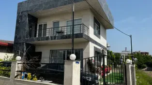 200 متر ویلا دوبلکس نوساز سنددار سرخرود