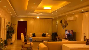 ویلای ساحلی دو‌خوابه با ویوی ابدی و سند تک‌برگ