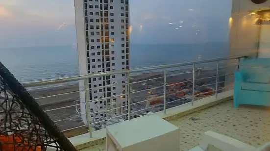 فروش واحد لوکس ساحلی  طبقه ۲۲ ویو ابدی دریا