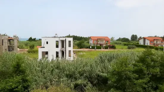 زمین مسکونی باسند تک برگ شهرک برند قصردریا