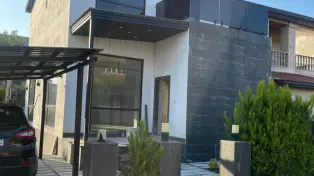 ۲۰۰ متر ویلا شهرکی با نگهبانی سنددار