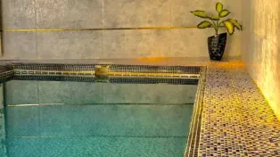 220 متر ویلا استخردار با سند تک برگ