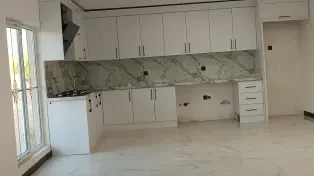 200 متر ویلا فلت با ساخت قوی و مدارک کامل