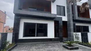 260 متر ویلا با استخر و جکوزی شرایط بلند مدت