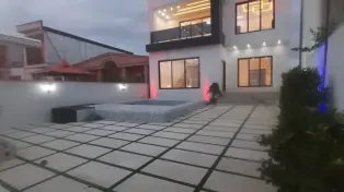 فروش ۲۸۰ متر ویلا دوبلکس شیک استخردار در سرخرود