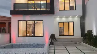 فروش ۲۸۰ متر ویلا دوبلکس شیک استخردار در سرخرود