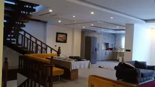 ویلا ساحلی استخردار مدرن