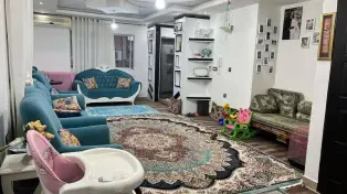 یه خونه ی ویلایی شیک و نقلی