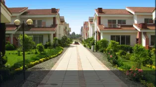 خرید ویلا ساحلی سرخرود ویو ابدی دریا پلاک دوم شهرک