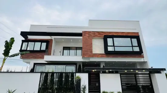 230 متر وبلا دوبلکس مدرن با جکوزی 8 نفره