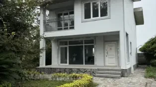 فروش ۱۸۰ متر ویلا شیک شهرکی‌ دوبلکس در سرخرود