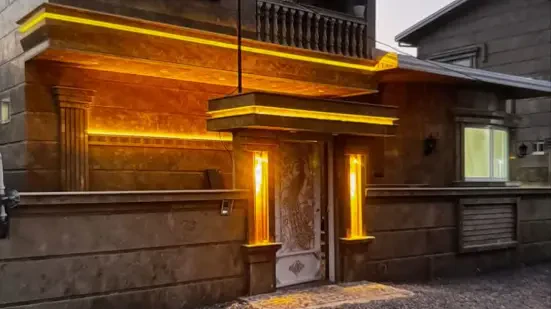 ویلا استخردار شهرکی ۲ قدمی دریا سرخرود