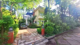 فروش ویلا ۲۰۰ متری شیک و خاص شهرکی برند در سرخرود