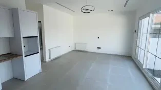 فروش ۹۰ متر ویلا فلت شیک نوساز شهری در سرخرود